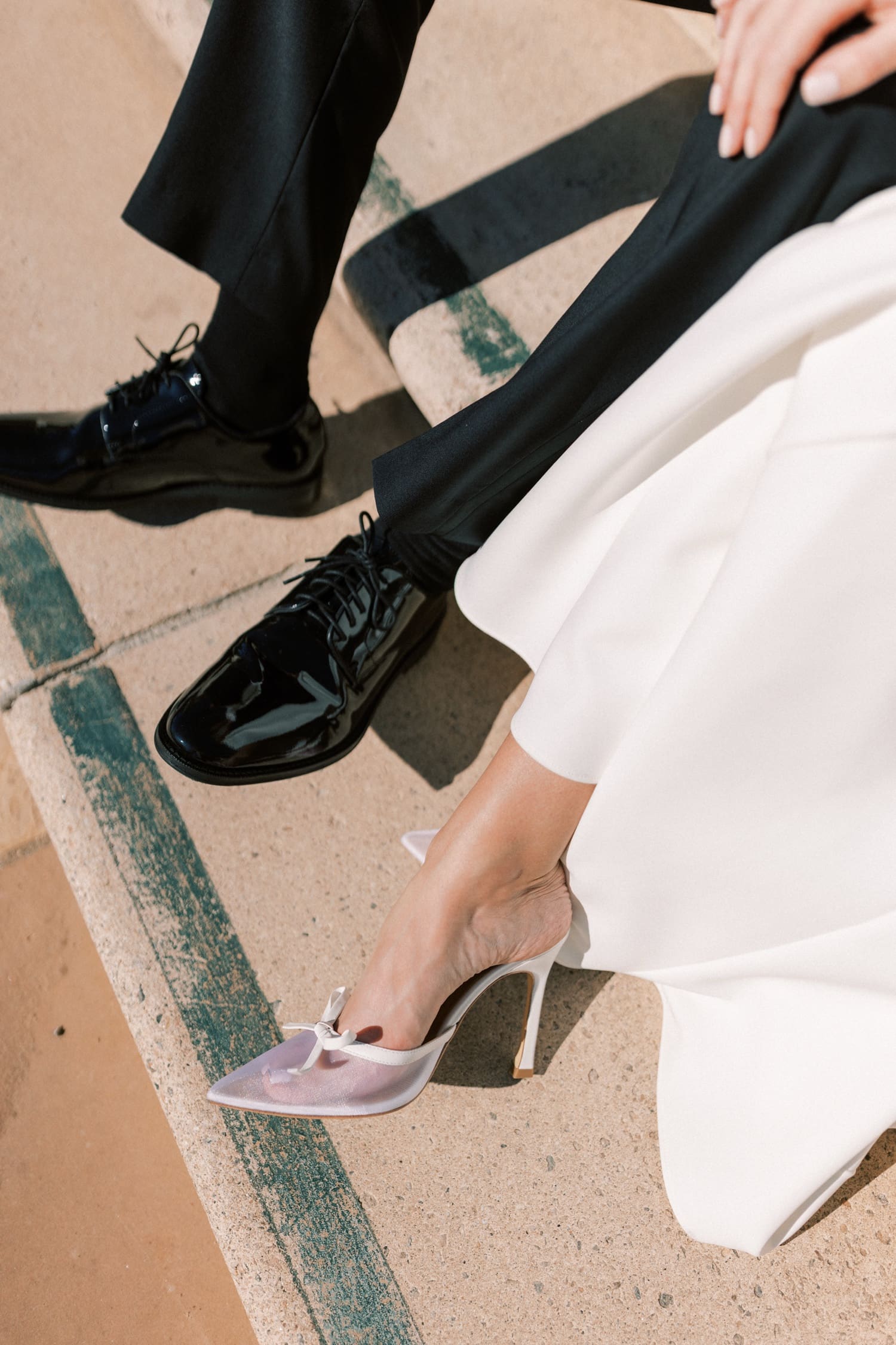 A Chic Beverly Hills Courthouse Wedding, Courthouse wedding at the Beverly Hills Courthouse, Beverly Hills Courthouse Wedding Photographer, Beverly Hills Courthouse Wedding, Intimate Wedding at the Beverly Hills Courthouse, Los Angeles Photographer, Los Angeles Wedding Photographer, Beverly Hills Civic Center Wedding, Beverly Hills Civic Center Elopement, Elopement at the Beverly Hills Courthouse, Beverly Hills Courthouse Elopement, Beverly Hills Courthouse Elopement Photographer