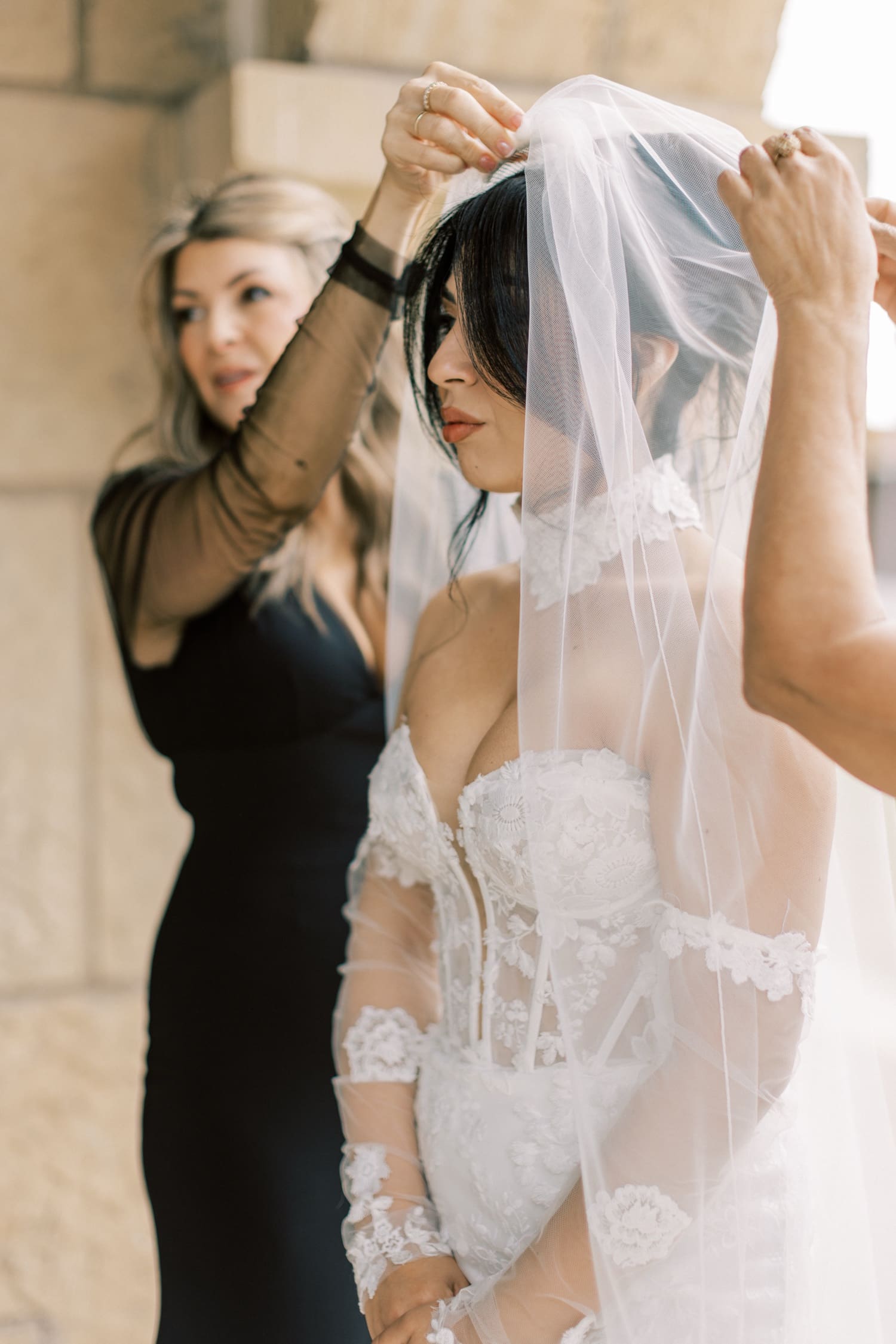 What to Wear for a Santa Barbara Courthouse Wedding, what to wear to your courthouse wedding, courthouse wedding attire, getting married at the Santa Barbara Courthouse, Santa Barbara Courthouse attire, what should I wear to my courthouse wedding, what should I wear at my Santa Barbara Courthouse Wedding, courthouse wedding what to wear, planning what to wear to your courthouse wedding, Santa Barbara Intimate wedding at the courthouse, intimate courthouse wedding attire, SB courthouse wedding