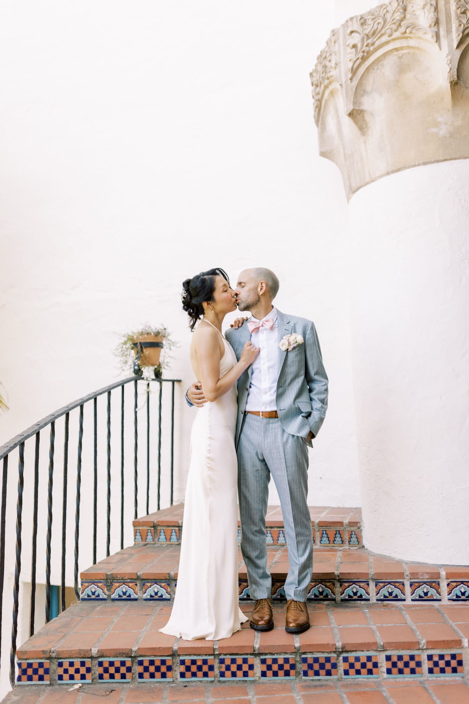 Last Minute Courthouse Wedding Dresses You Can Get on Amazon (Under $200), Courthouse wedding dresses, where to get last minute wedding dresses, what should I wear fro my courthouse wedding, courthouse wedding dresses under $200, affordable courthouse wedding dresses, elopement dresses on a budget, budget friendly courthouse wedding dresses, last minute courthouse dresses, last minute wedding dresses for your courthouse wedding, wedding dresses for your courthouse wedding